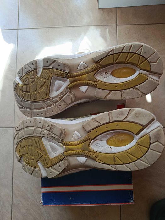 2 чифта Мъжки маратонки asics gel kayano 5 og, номер 46.5