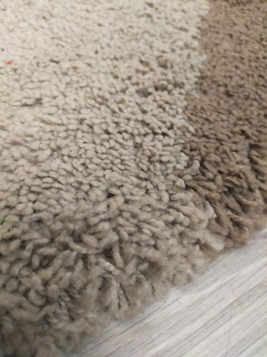 Продам ковер, с длинным ворсом.