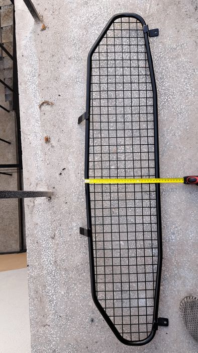 Преграда/Решетка за автомобил