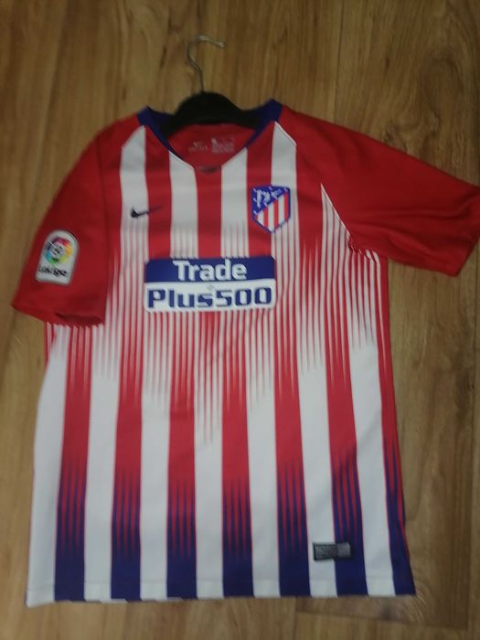 Футболни тениски