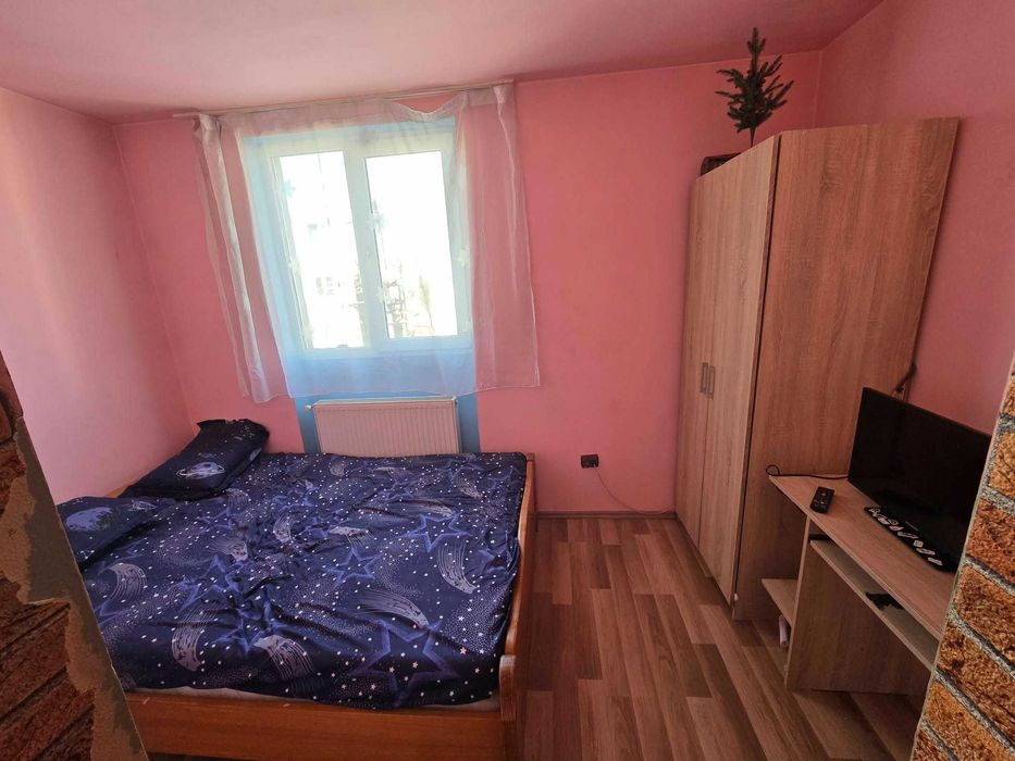Apartment cu 2 camere in Reghin, Pomilor, etaj 3, centrala, geamuri termopan, magazine la 100 de metrii