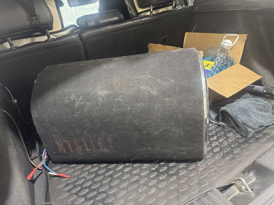 Продам сабвуфер в хорошем состоянии