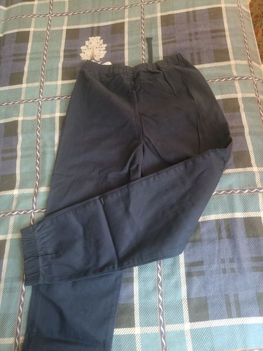 Pantaloni chino pentru băieți de 10-11 ani