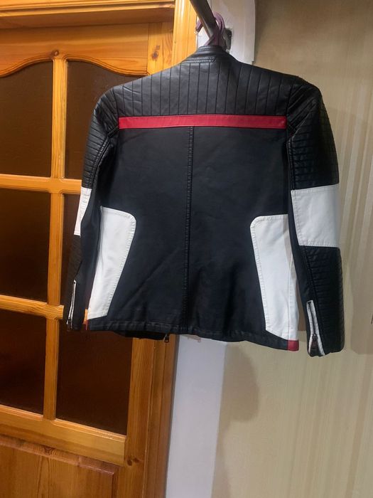 Куртка кожаная для мальчика.