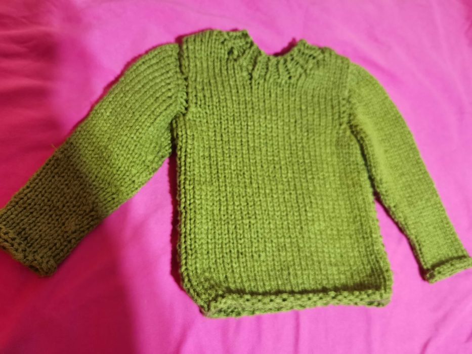 Детски ръчно плетен пуловер за 2-3г дете