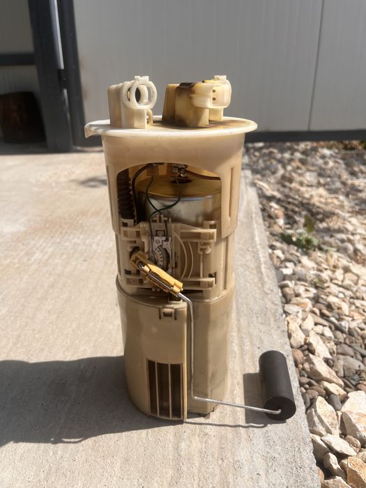 Бензинова помпа Ленд Роувър 1,8