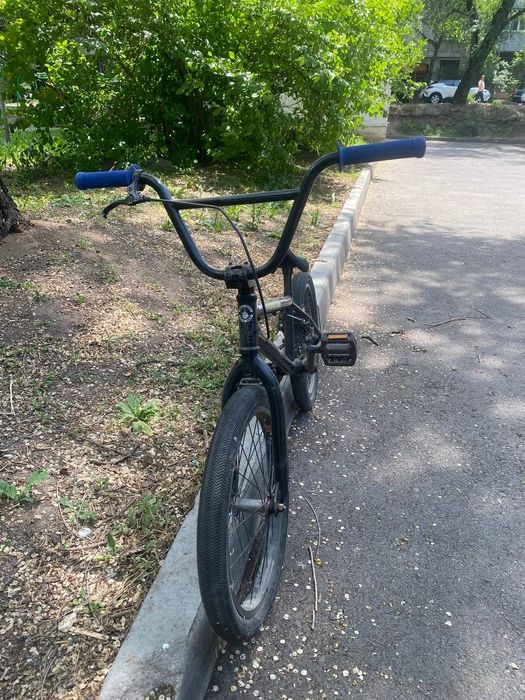 Bmx велосипед  giant продам