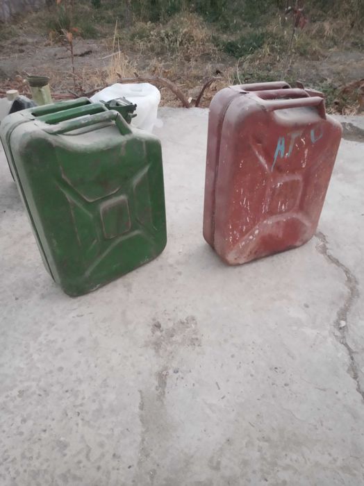 Бинзен канистры мошинлар учун