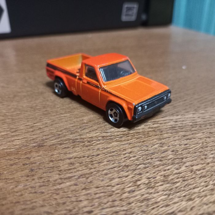 Оригинальные базовые модели игрушечных машин "Hot Wheels"