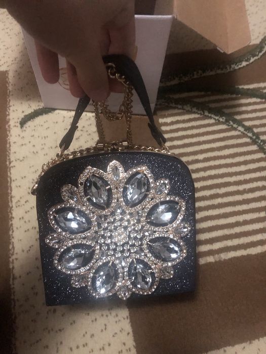 Оригинальная сумочка для невесток