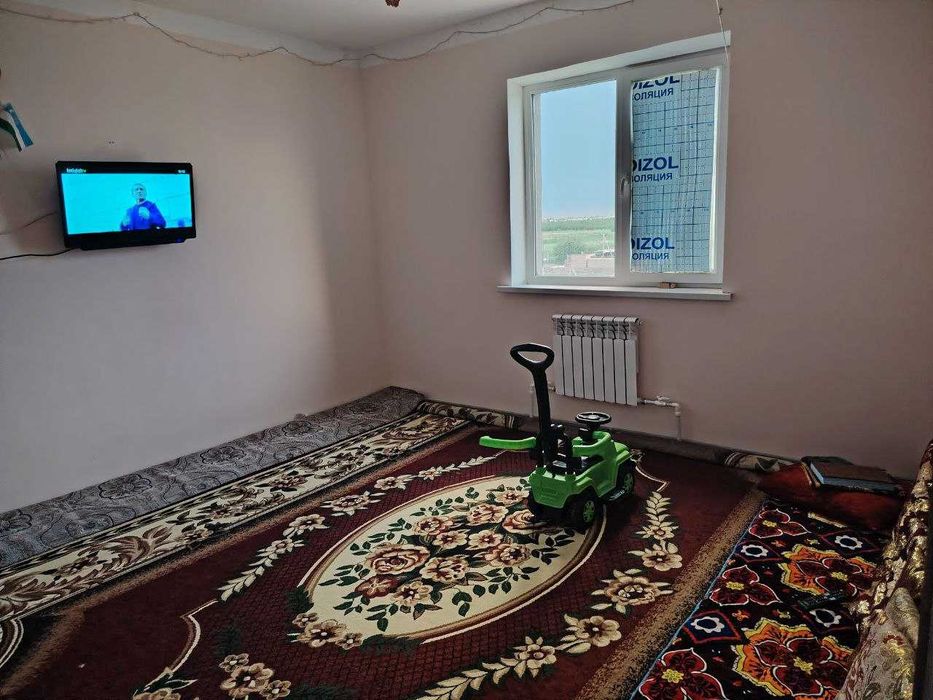 5-etaj 3xonli yashashga tayyor dom sotiladi