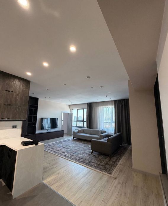 Продается 3х ком квартира, ЖК Akay City, ор-р: метро Х.Алимжана, 180м2
