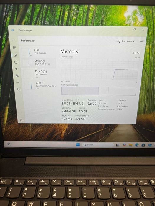 HOPE AMANET P2-Laptop lenovo V15