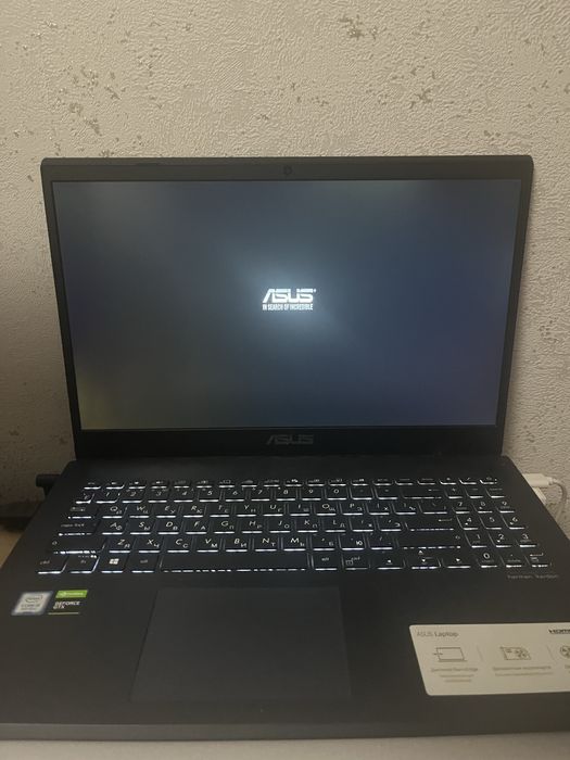 Продам игровой ноутбук Asus