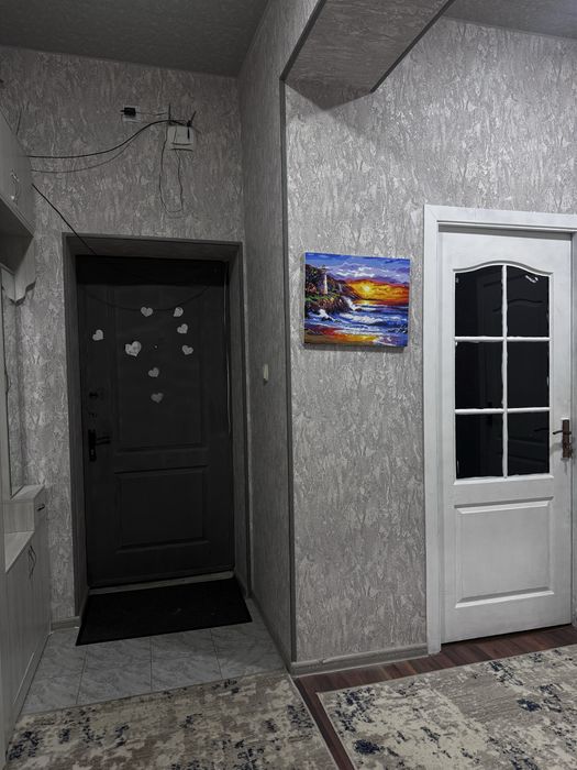 Срочно продаётся большая квартира метро Шахристан