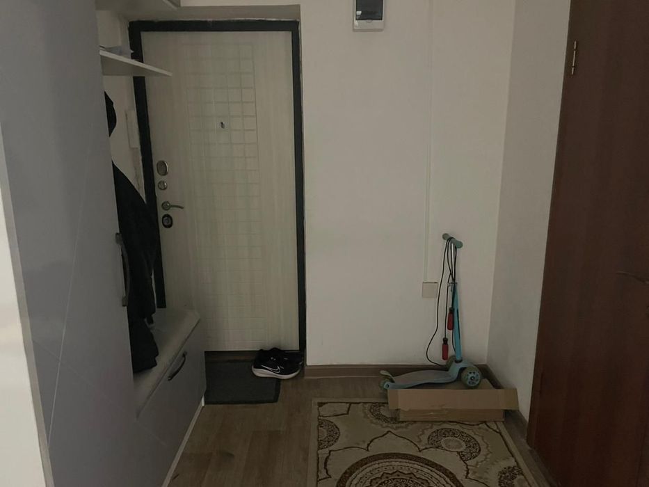 3 комнатную квартиру все меблированую