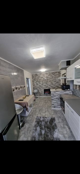 Închiriez apartament 2 camere calarasi