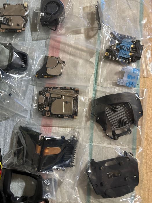 Vând Piese pentru dronă DJI FPV.