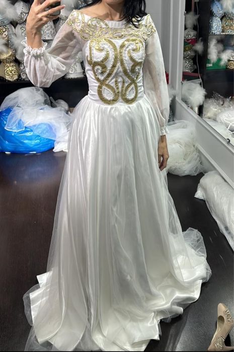 Продам платья новые и бу