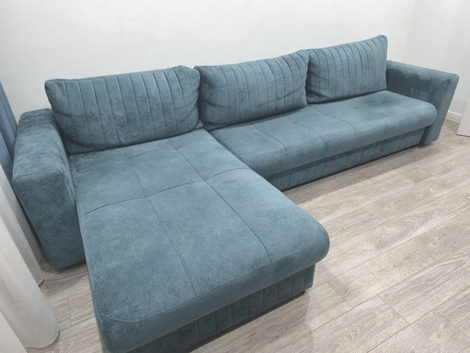 Продам диван угловой