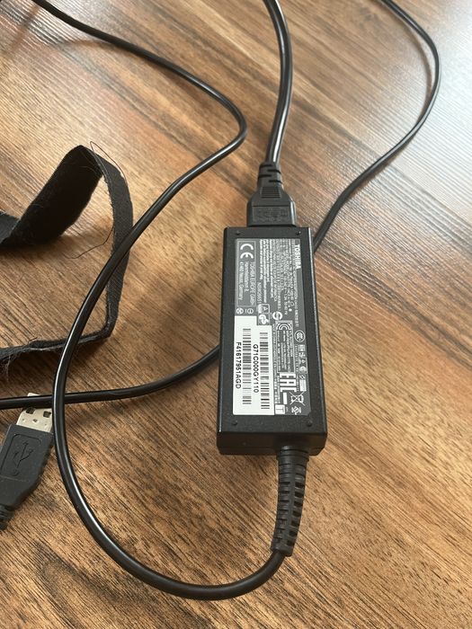 лаптоп laptop Toshiba SATELLITE P50-C с подарък мишка