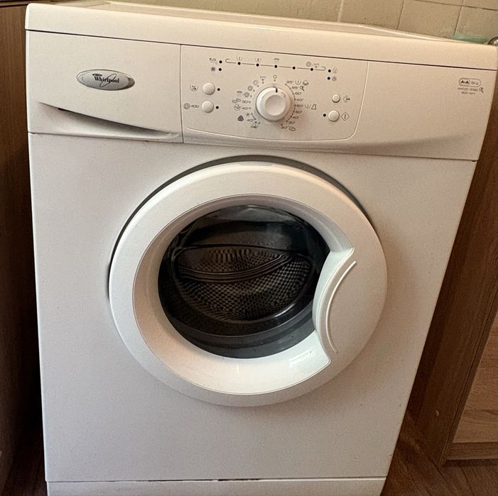 Masina de spalat whirlpool