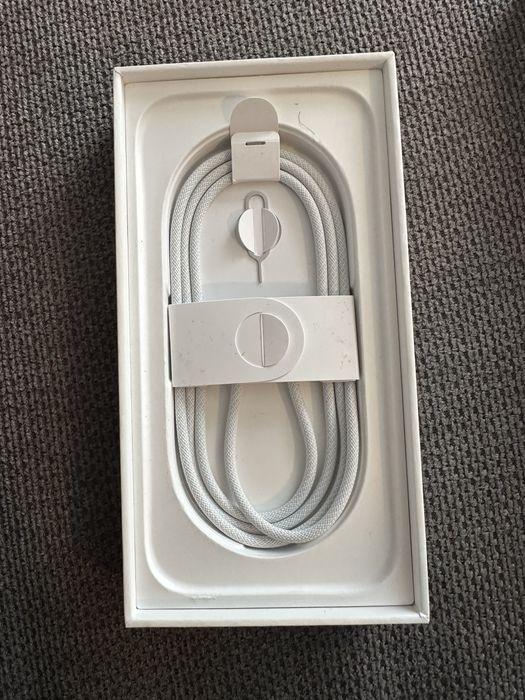 Apple Iphone 16 128gb pink