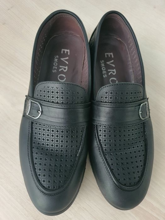 Продам Туфли для мальчиков и мужчин Размер 42.в отличном состоянии.
