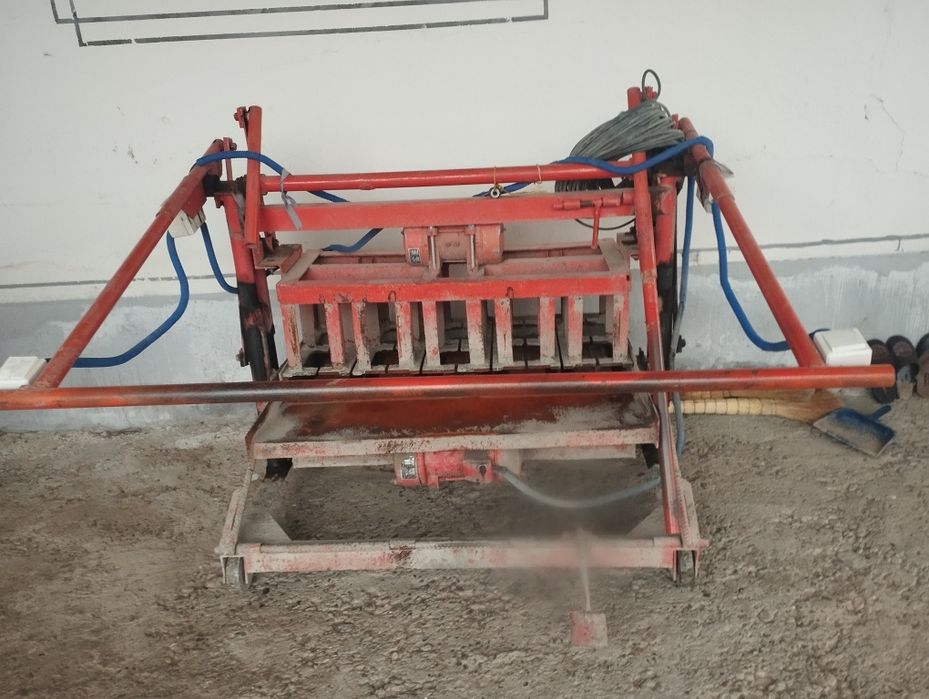 Shlakablok aparati sotiladi bio