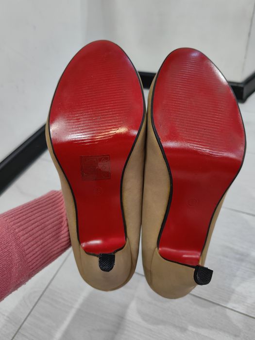 Дамски обувки 39