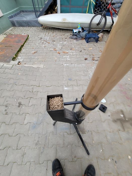 Soba cu peleti .Tub  din sticla