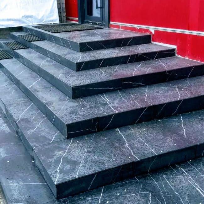 Укладка кафелья плитки керамогранита