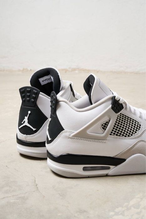 AİR Jordan 4 Retro “MİLİTARY Black”