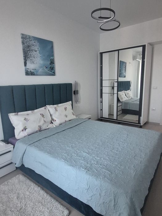 Apartament 2 camere de închiriat pe termen lung, zona Cazino Mamaia, vedere mare / lac