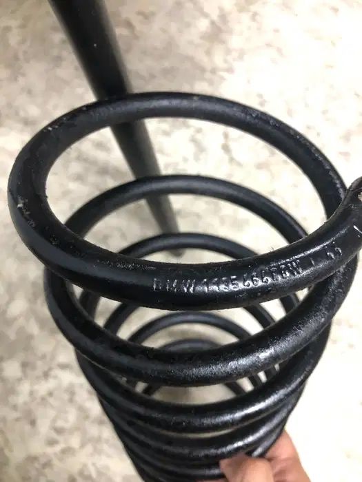 Пружины передние БМВ Е34 оригинал