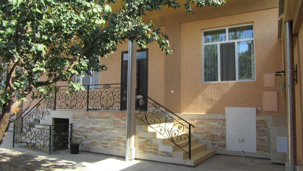 Сдаю дом 5комнат 6соток Ореховая роща за Сельхозинститут ОблОвир Мерос