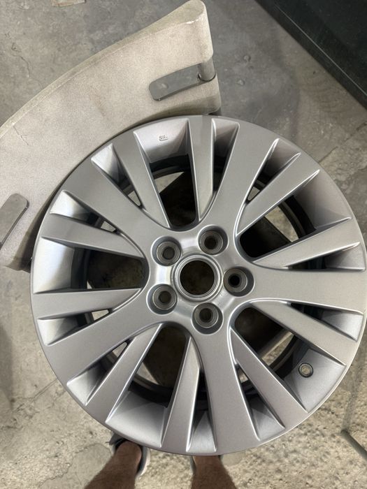 Продавам джанти за mazda 5x114.3 17”