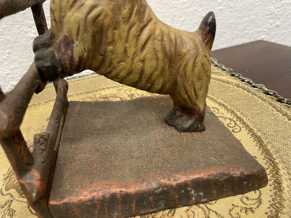 Френски чугунени стопери за книги