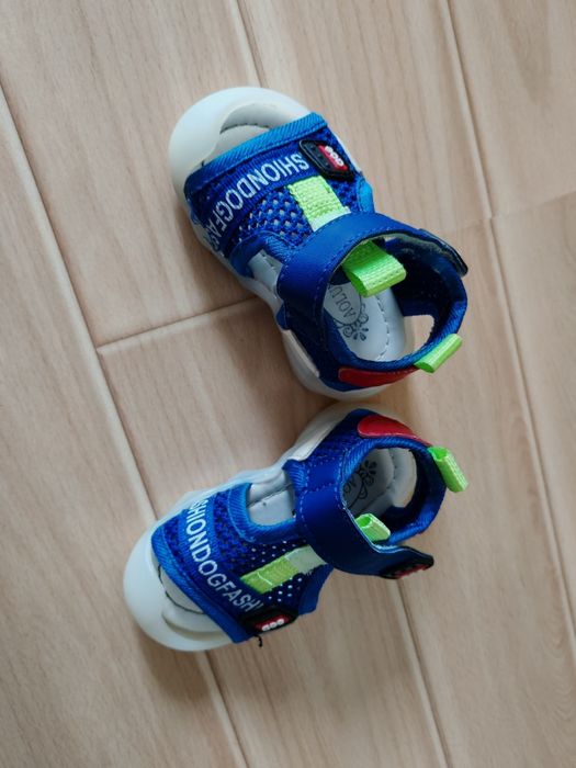 Детски обувки и сандали за момче