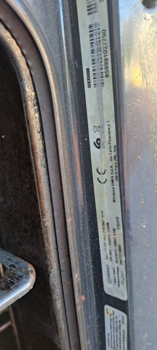 Фурна за вграждане Indesid