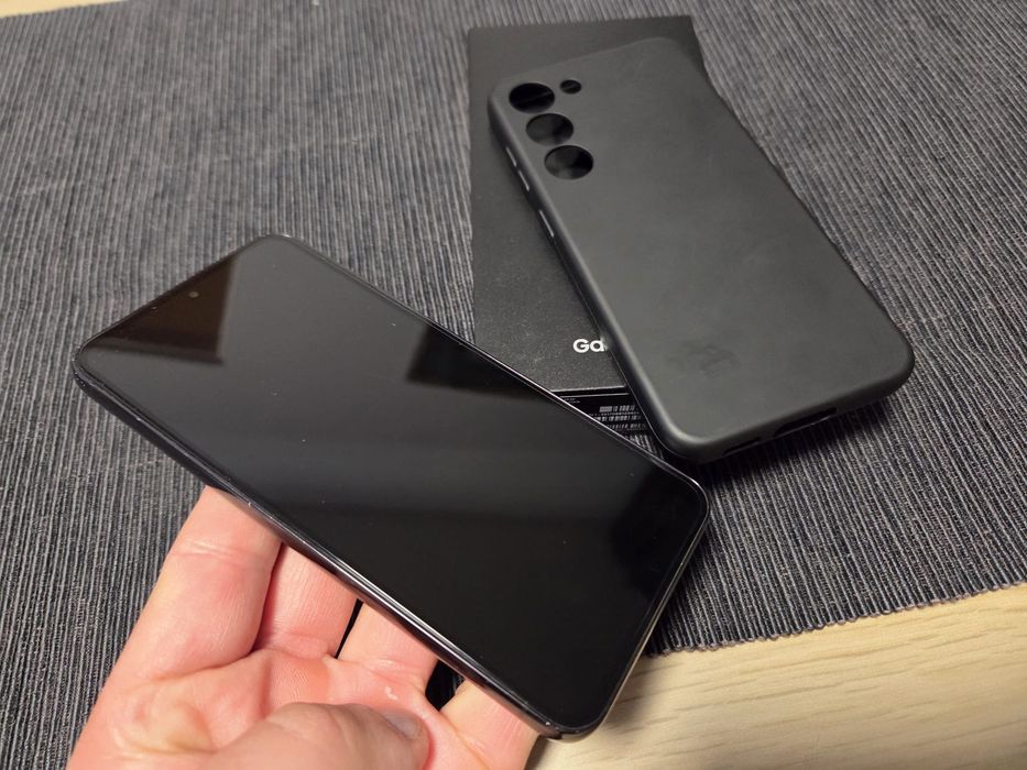 Samsung galaxy S23 / 256gb