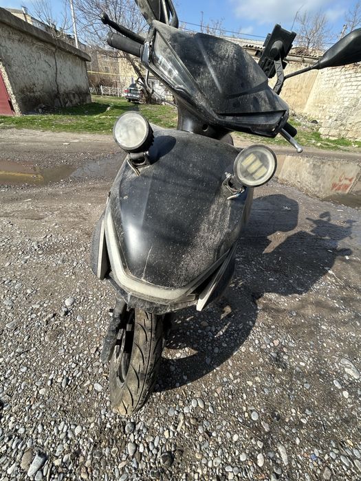 Мопет 180 куб  мотор иделаный