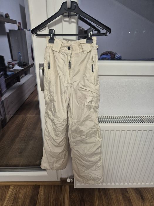 Pantaloni ski marime 140