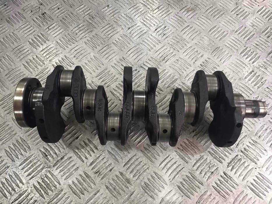 Колянов вал VW Polo 1.4MPI 2002г.