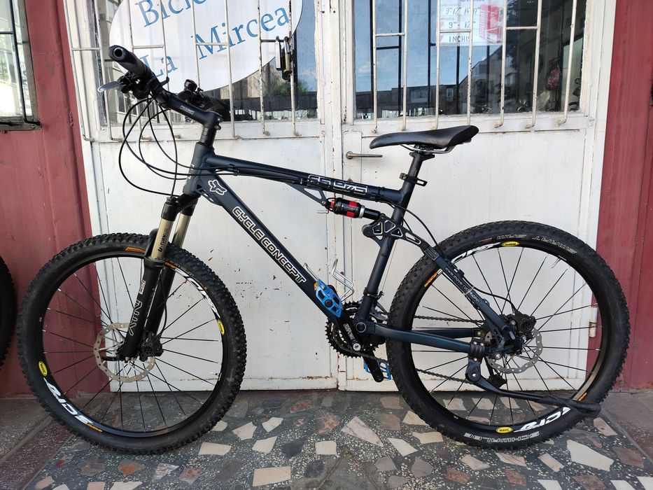 Bicicleta Concept FS - 975 full suspensie