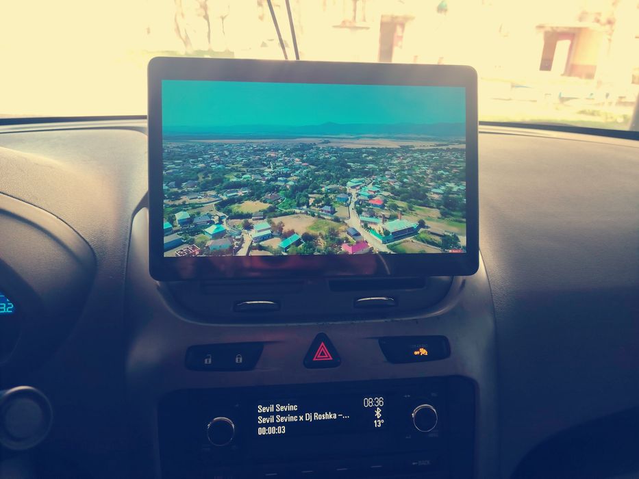 Планшет Сотилади