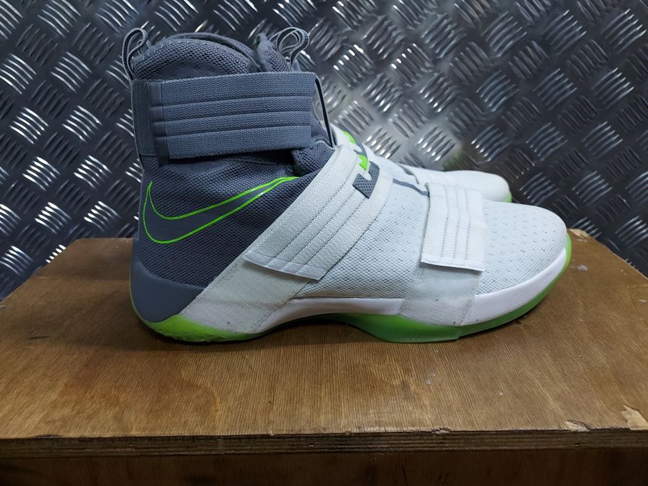 Nike Jordan Lebron кецове 50.5 51.5