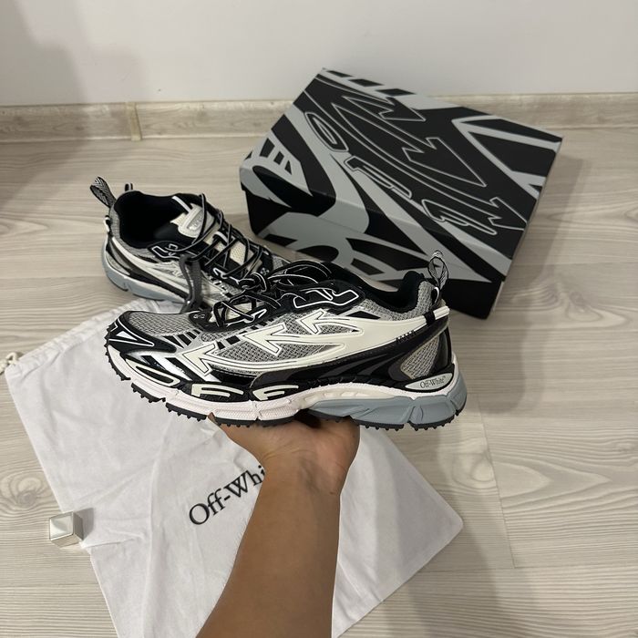 Off white be right back