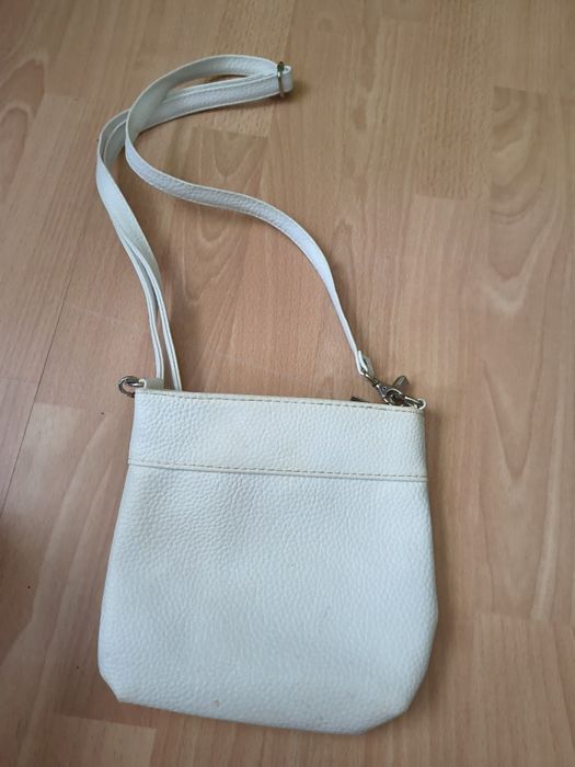 Чанти на  NIKE и H&M