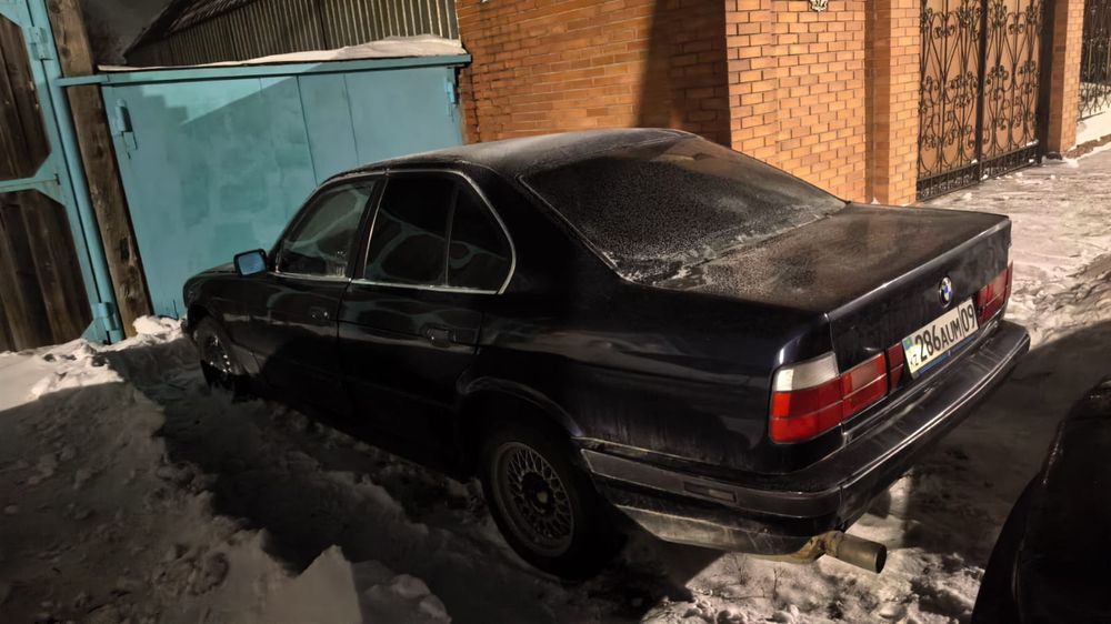 Продам БМВ е34..